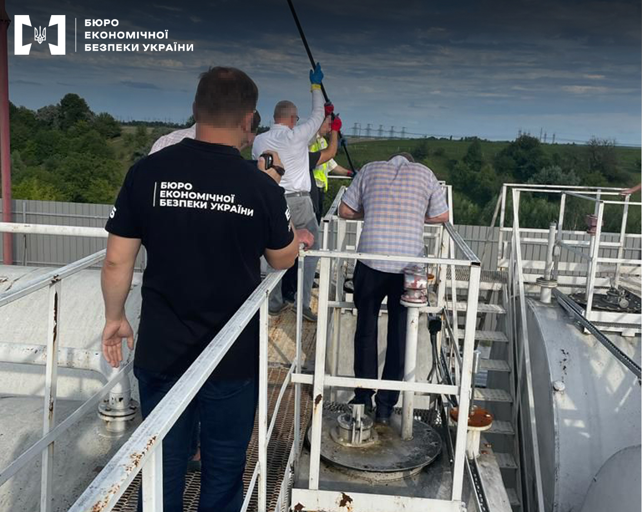 АЗС на Київщині продавала підроблений бензин. Як відрізнити фальсифікат від "оригіналу"